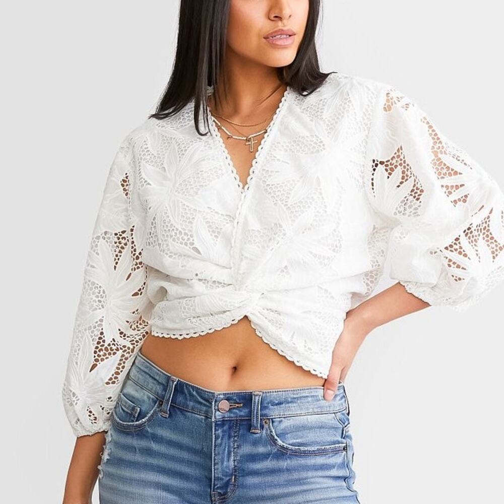 Miss Me Crochet Light Woven Cropped Top in White Size S NEW